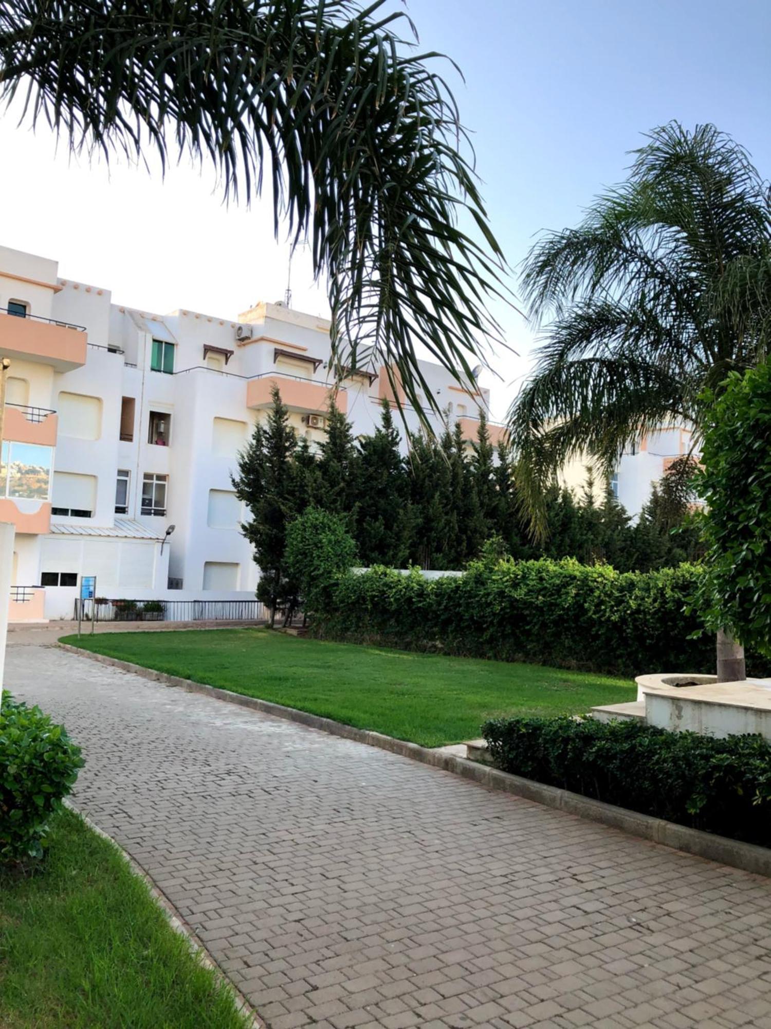 Appartement Fantastique Avec Piscine Sur La M2 Tanger